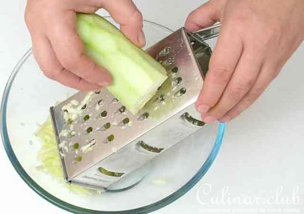 Блинчатый пирог с кабачками