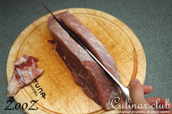 Рулет из свининки с персиками