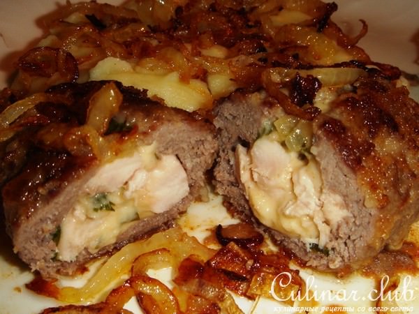 Зразы с начинкой из куриного мяса с сыром