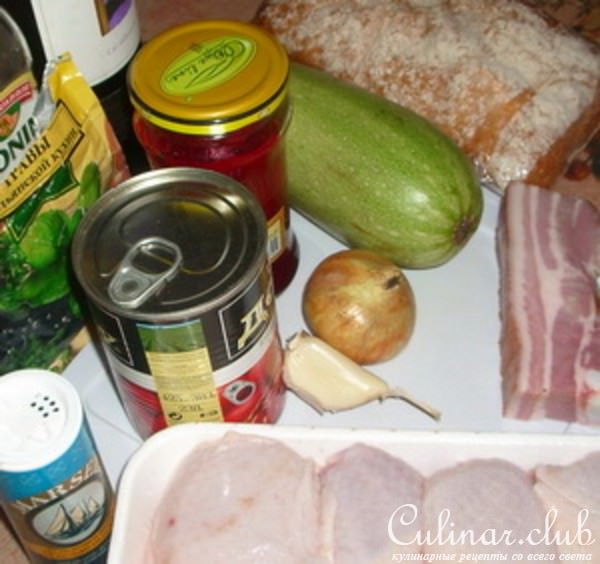 Итальянский пирог с курицей и кабачком