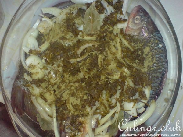 КАРАСИКИ В СМЕТАНЕ