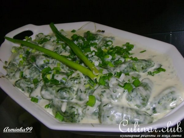 Шпинатные ньокки с сырным соусом