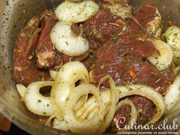 говяжья вырезка, маринованная и зажаренная