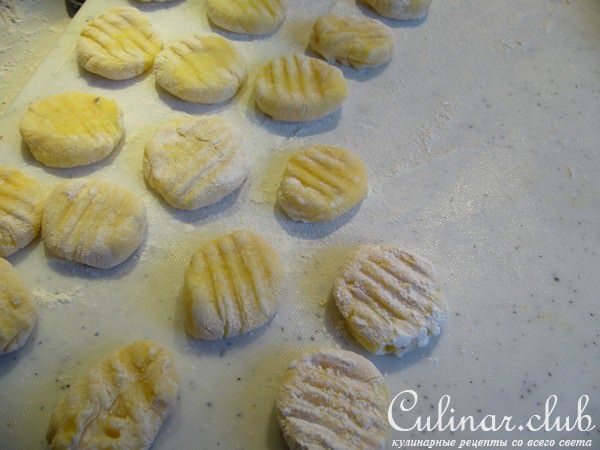 Ньокки (Gnocchi) с сырным соусом