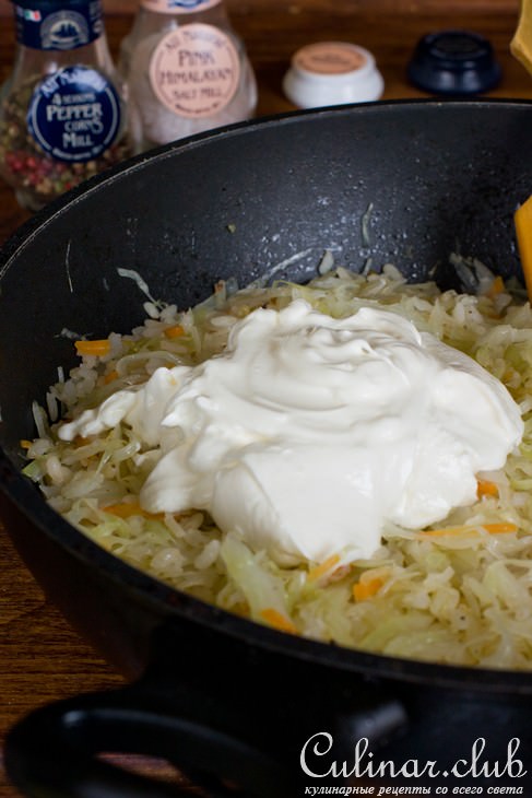 Сливочная капуста, тушеная с рисом