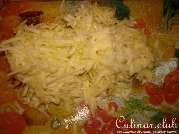 Мяско под яблочной шубой