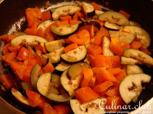 Греческое рагу с мясными шариками к пасте
