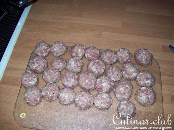 Овощное рагу с мясными фрикадельками