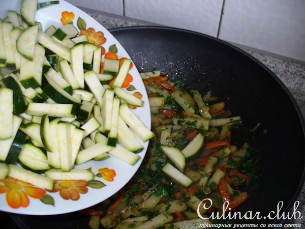 Кольраби тушенная с Цукини и Морковью