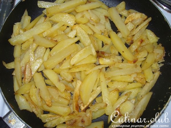 Лисички в сметане с картошкой