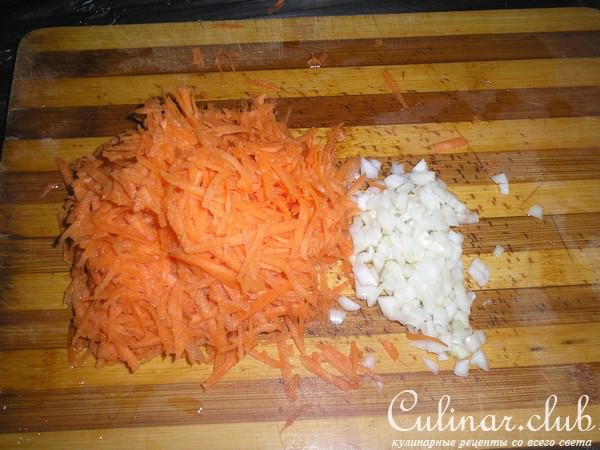 тушенная капуста с мясом