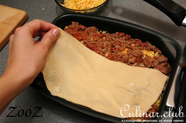 Лазанья с салями и мясом