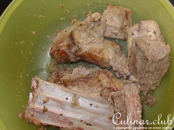 Баранина под овощами с рисово-тыквенном гарниром.