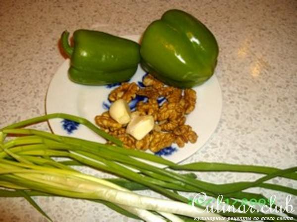 Мясо с грецкими орехами