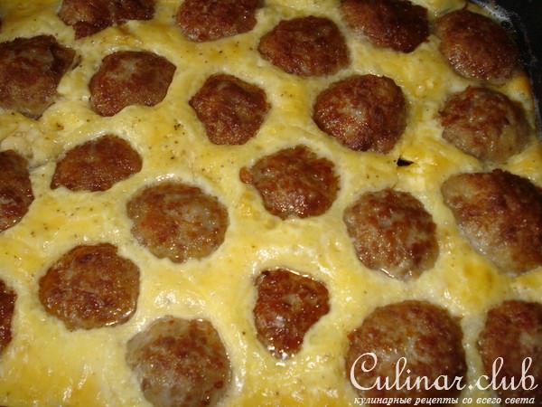 Запеканка с фрикадельками