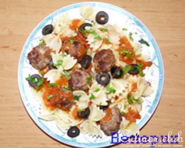 Макароны с мини-фрикадельками