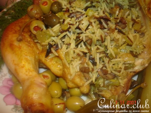 Курица запеченая с рисом и грибами