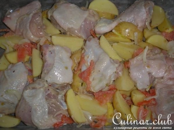 Курочка в сливочно-горчичной заливке с картофелем.