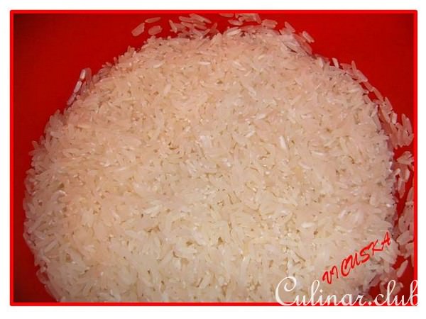 Огнеопасный чили с фасолью, грудинкой и рисом.