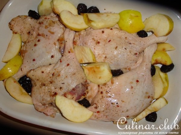Запеченая утка(окорочка) с клюквенными яблоками
