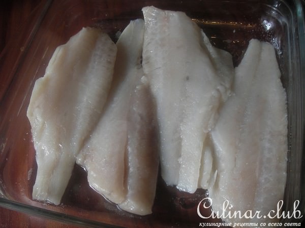 Морской окунь со сметаной и лаймом