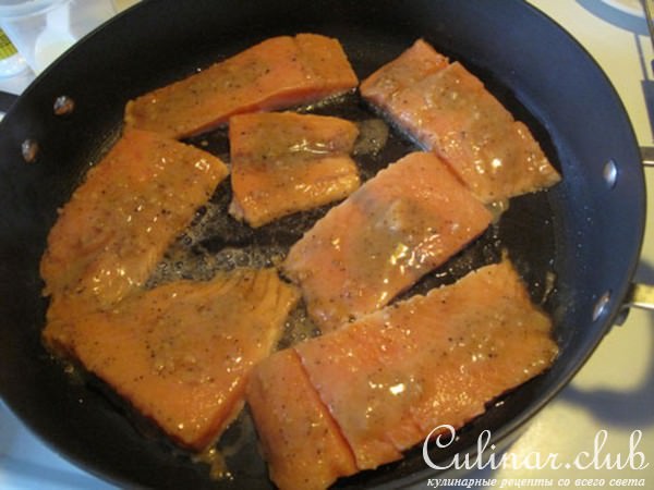 СЕМГА с горчицей и картофельным пюре (с сыром и чесноком)