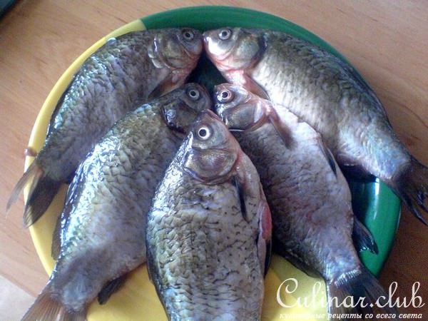 Караси в сметане