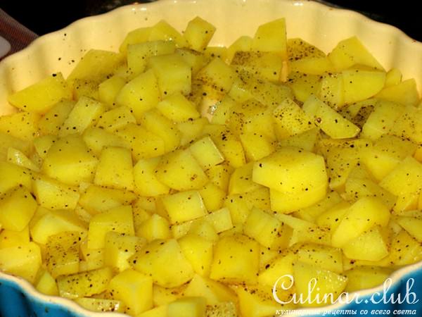 Гарнир из запечёного картофеля с маринованными помидорами(Patate arrostite con pomodori marinati)
