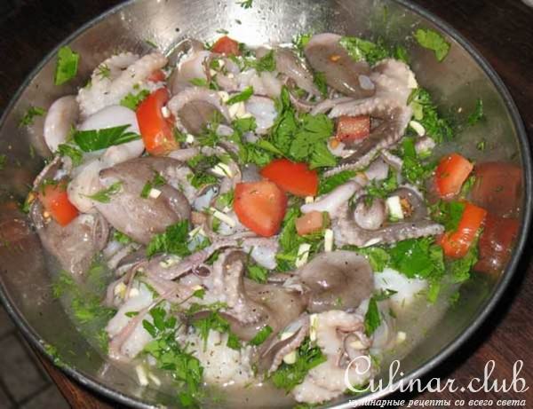 Жареные мини-осьминожки(с лимоном и двумя дипами)