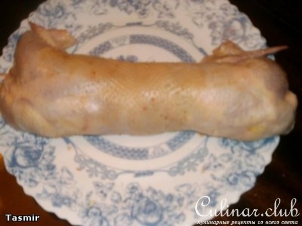 Куриный рулет с плавленным сыром и беконом