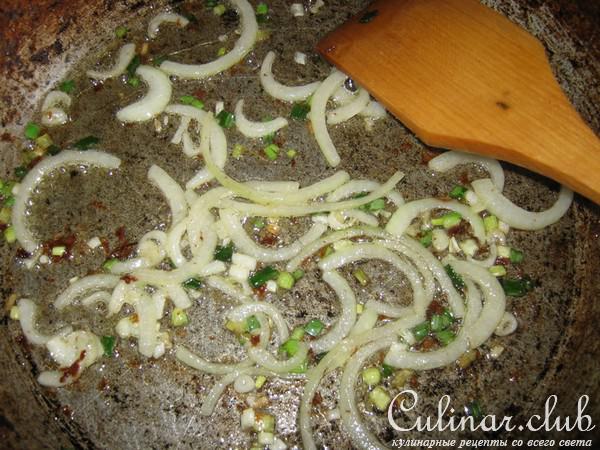 Яишня с помидорами