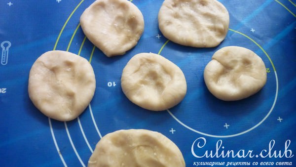 Буритто с курочкой по-японски,острым соусом и свежими овощами