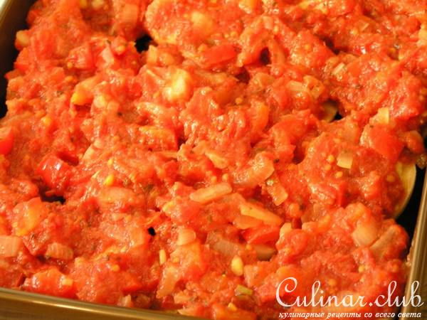 Закуска из яиц в красном соусе