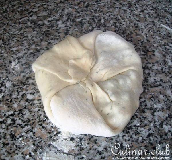 Лепешка с начинкой.