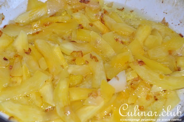 Запеканка из кабачка с творогом и сыром