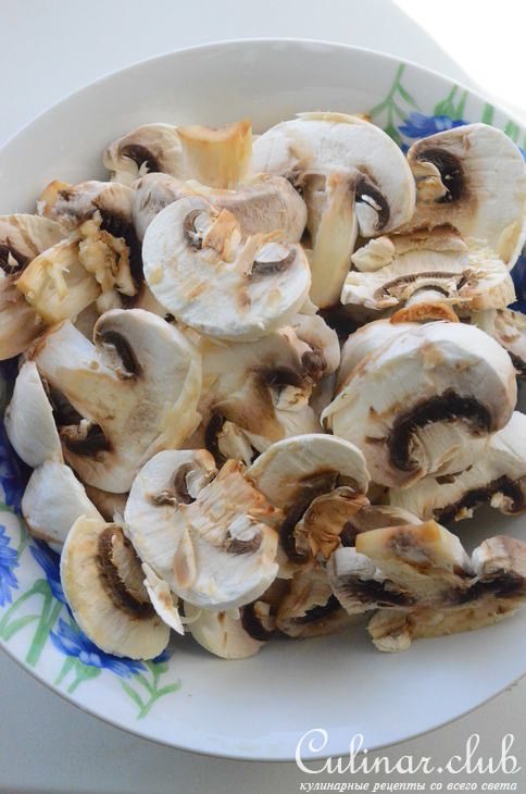 Омлет с картофелем и грибами в формочках