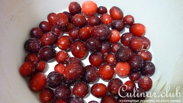 Ирландский содовый хлеб с клюквой,розмарином и грецкими орехами (рождественский завтрак)