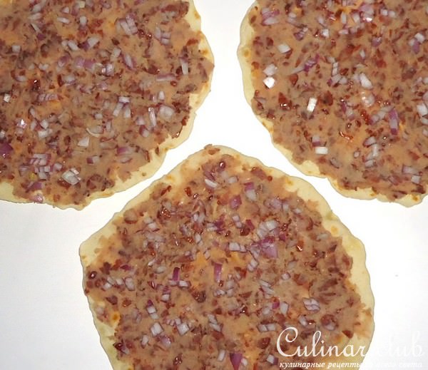 Роллы с фасолью,овощами,зеленью и сыром