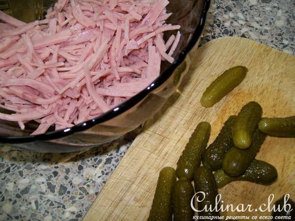 Опята маринованные и салатик из них...плюс бонус на ГРИБНУЮ тему...