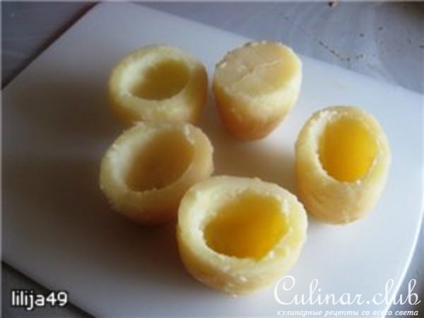 Картофель, фаршированный селедочным паштетом