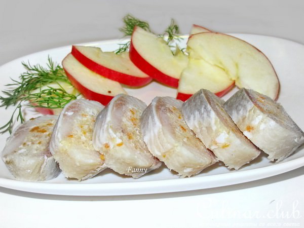 Рулетики из сельди с форшмаком