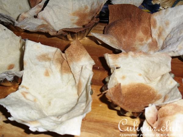 Корзиночки из лаваша с начинкой из шпината