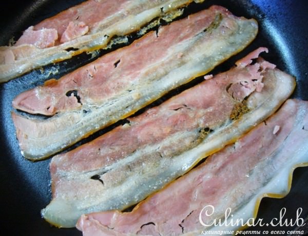 Капкейки из картофеля с кленовой глазурью и беконом