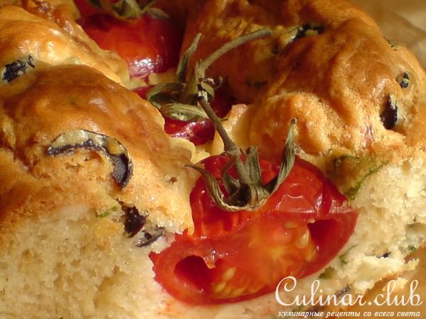 Закусочный кекс с фетой и помидорками