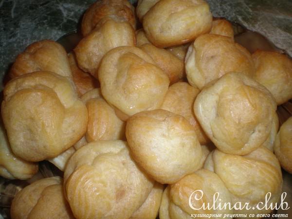 Профитроли со сгущенкой