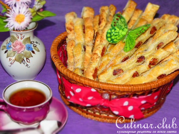Слойка с сухофруктами