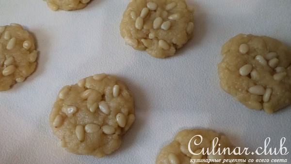 Нежное печенье "Облака" с кедровыми орешками!