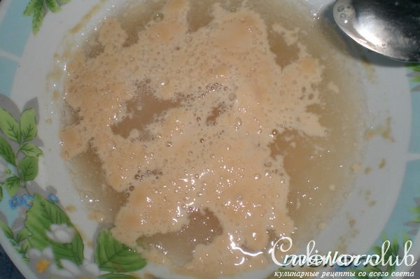 БУЛОЧКИ НА МИНЕРАЛЬНОЙ ВОДЕ С СЫРОМ И ПАШТЕТОМ.