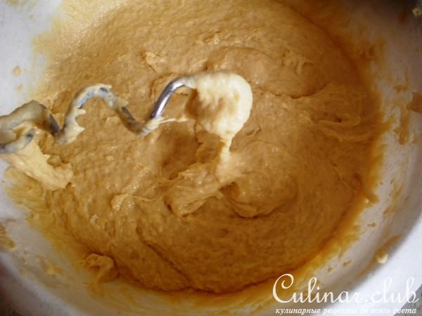 Булочки молочные, на манке и с финиками. Для Эллочки к утреннему кофе.