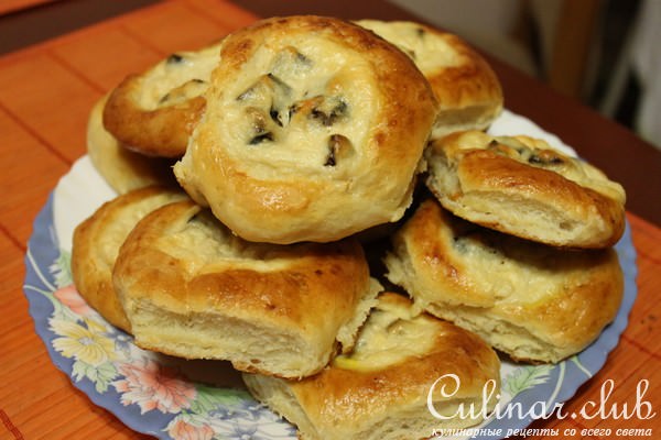 Ватрушки с черносливом